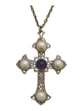 Vtg Sarah Coventry Silver Tone Cross Pendant Necklace Faux Pearl/Amethyst Gothic